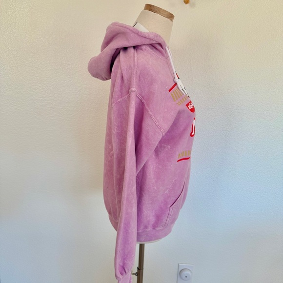 🎀 Hello Kitty x Nissin Cup Noodles Pink Pullover Hoodie Small - Picture 7 of 16